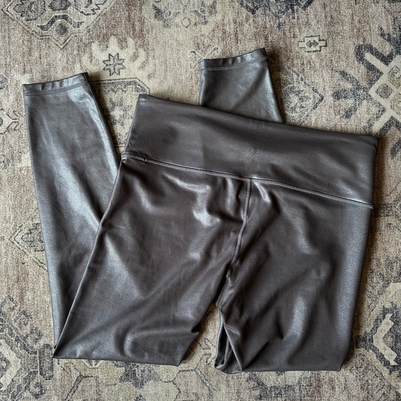 Athleta Shimmer Leggings size Women’s Medium (gray) - Picture 3 of 5